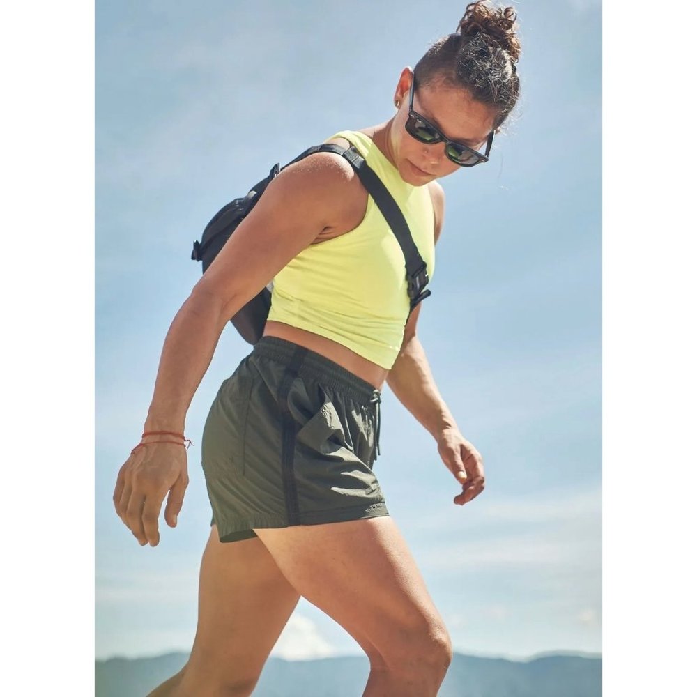 ATHLETA Tuscan Olive Green Nylon "Expedition" Athletic Shorts Size 4